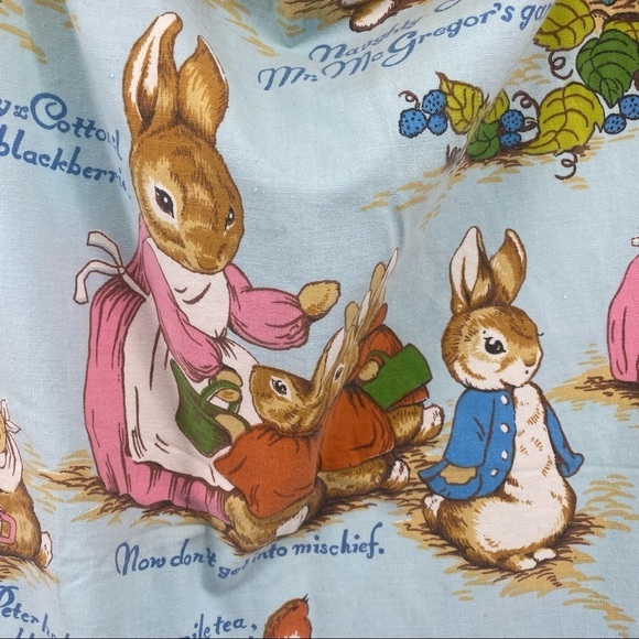 Now Designs Beatrix Potter Peter Rabbit Vintage Laundry Bag Hamper - Picture 2 of 8